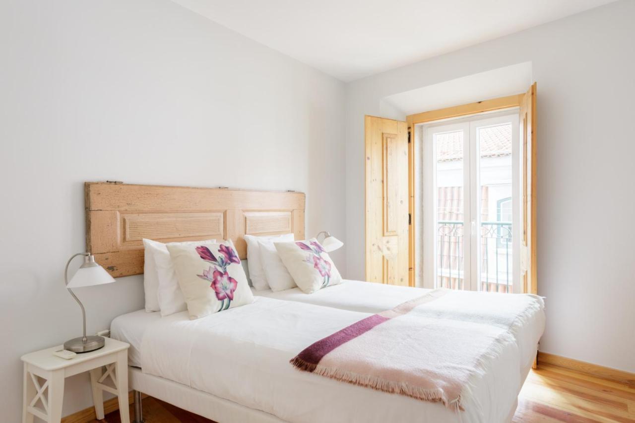 Amazing Rooftop Terrace With River And Historic City View 4 Bedrooms 4 Bathrooms Ac 19Th Century Building Chiado 리스본 외부 사진