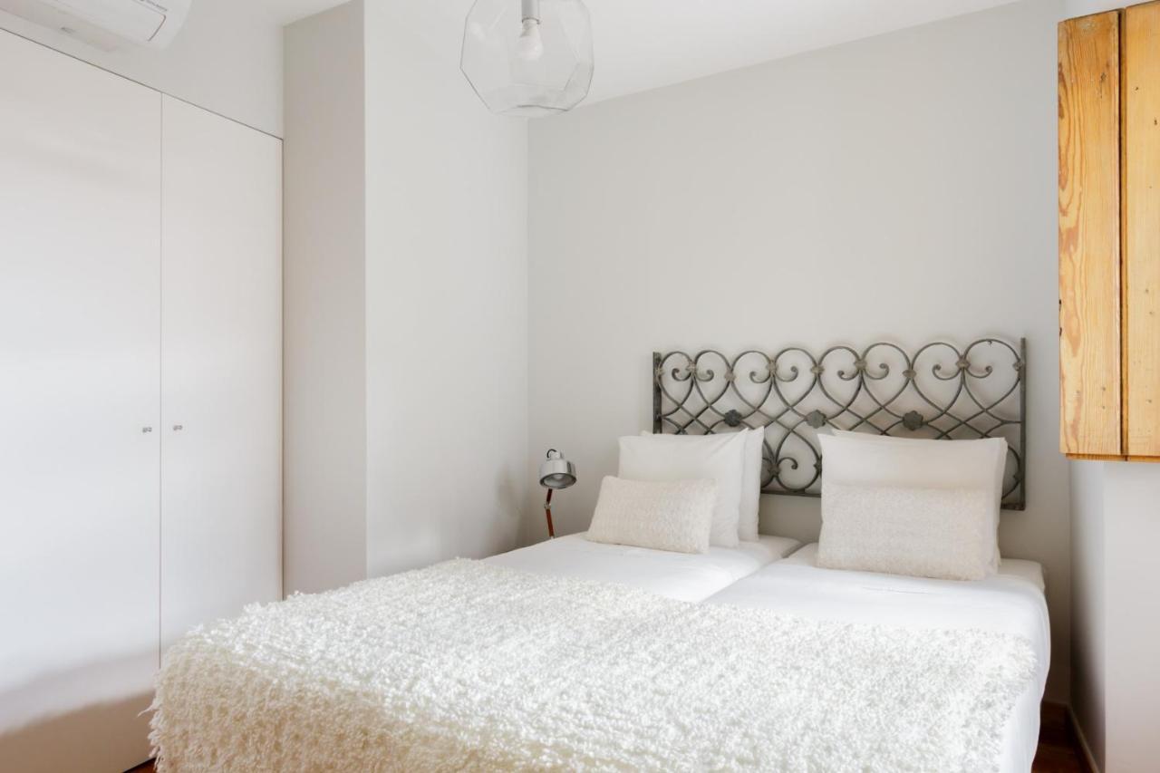 Amazing Rooftop Terrace With River And Historic City View 4 Bedrooms 4 Bathrooms Ac 19Th Century Building Chiado 리스본 외부 사진