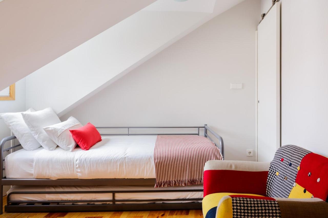 Amazing Rooftop Terrace With River And Historic City View 4 Bedrooms 4 Bathrooms Ac 19Th Century Building Chiado 리스본 외부 사진