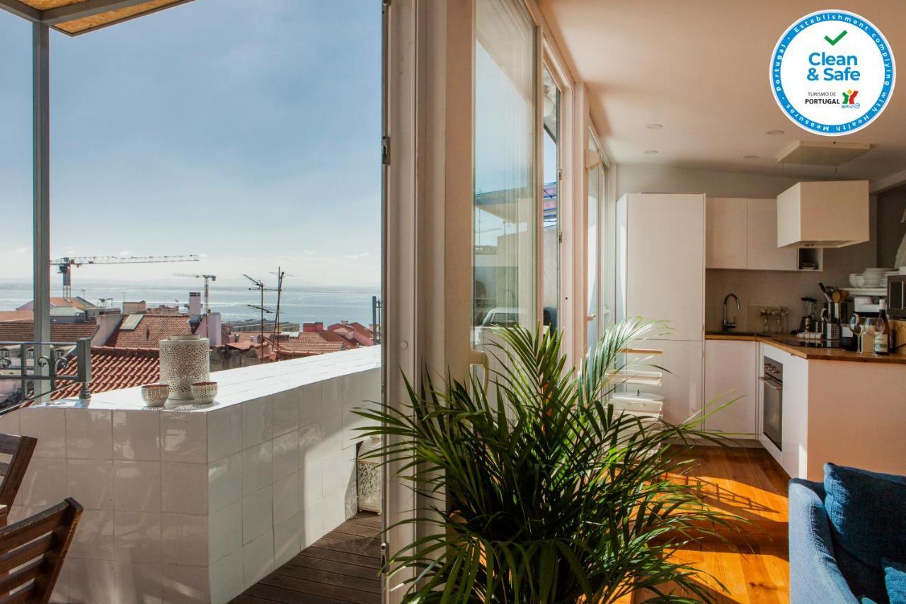 Amazing Rooftop Terrace With River And Historic City View 4 Bedrooms 4 Bathrooms Ac 19Th Century Building Chiado 리스본 외부 사진