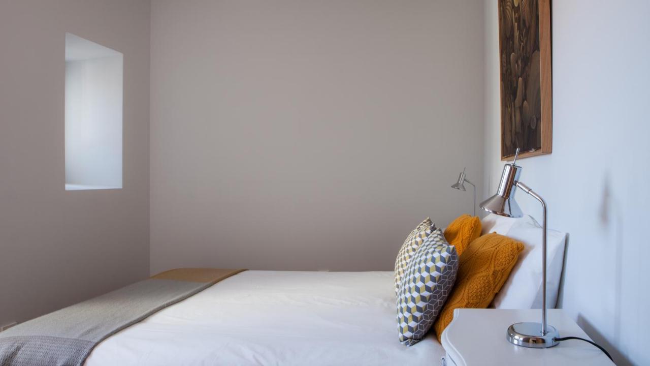 Amazing Rooftop Terrace With River And Historic City View 4 Bedrooms 4 Bathrooms Ac 19Th Century Building Chiado 리스본 외부 사진