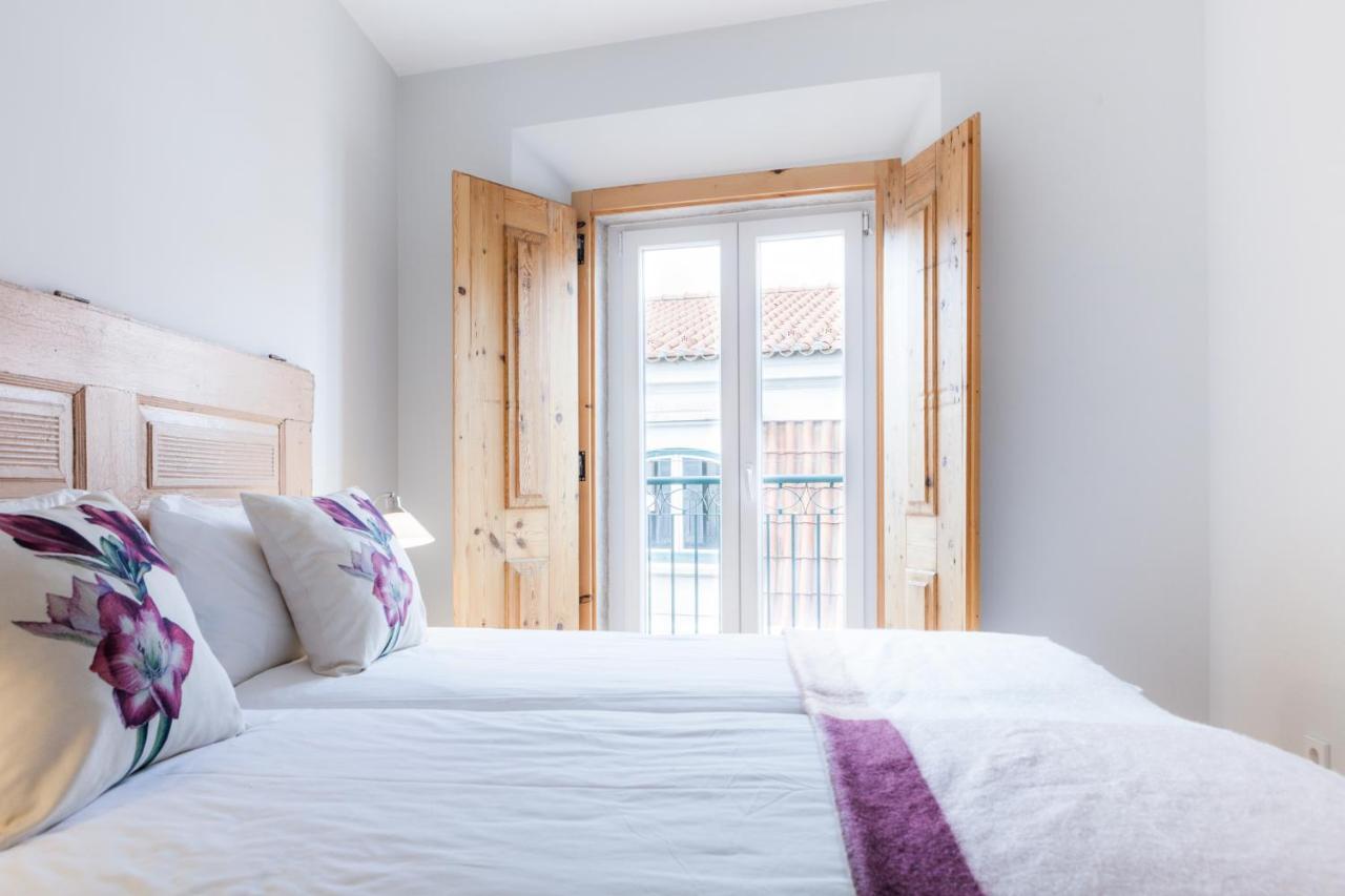 Amazing Rooftop Terrace With River And Historic City View 4 Bedrooms 4 Bathrooms Ac 19Th Century Building Chiado 리스본 외부 사진