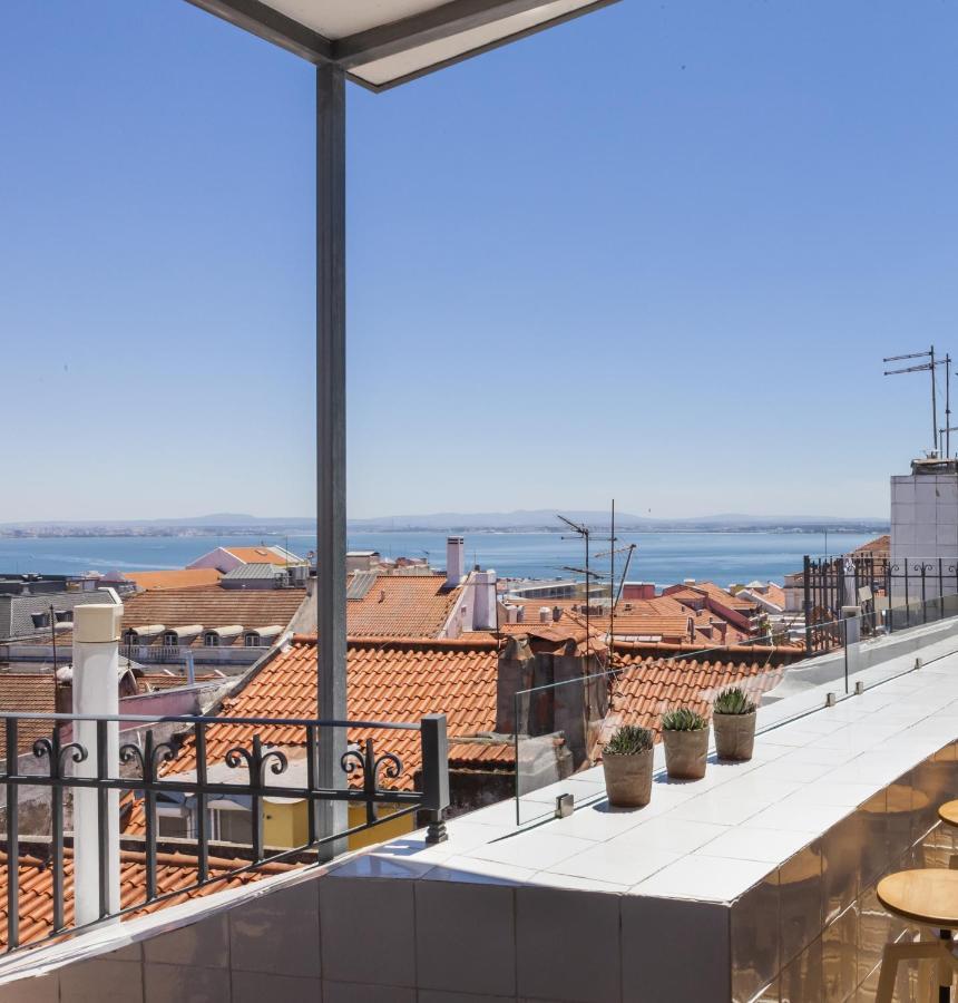 Amazing Rooftop Terrace With River And Historic City View 4 Bedrooms 4 Bathrooms Ac 19Th Century Building Chiado 리스본 외부 사진